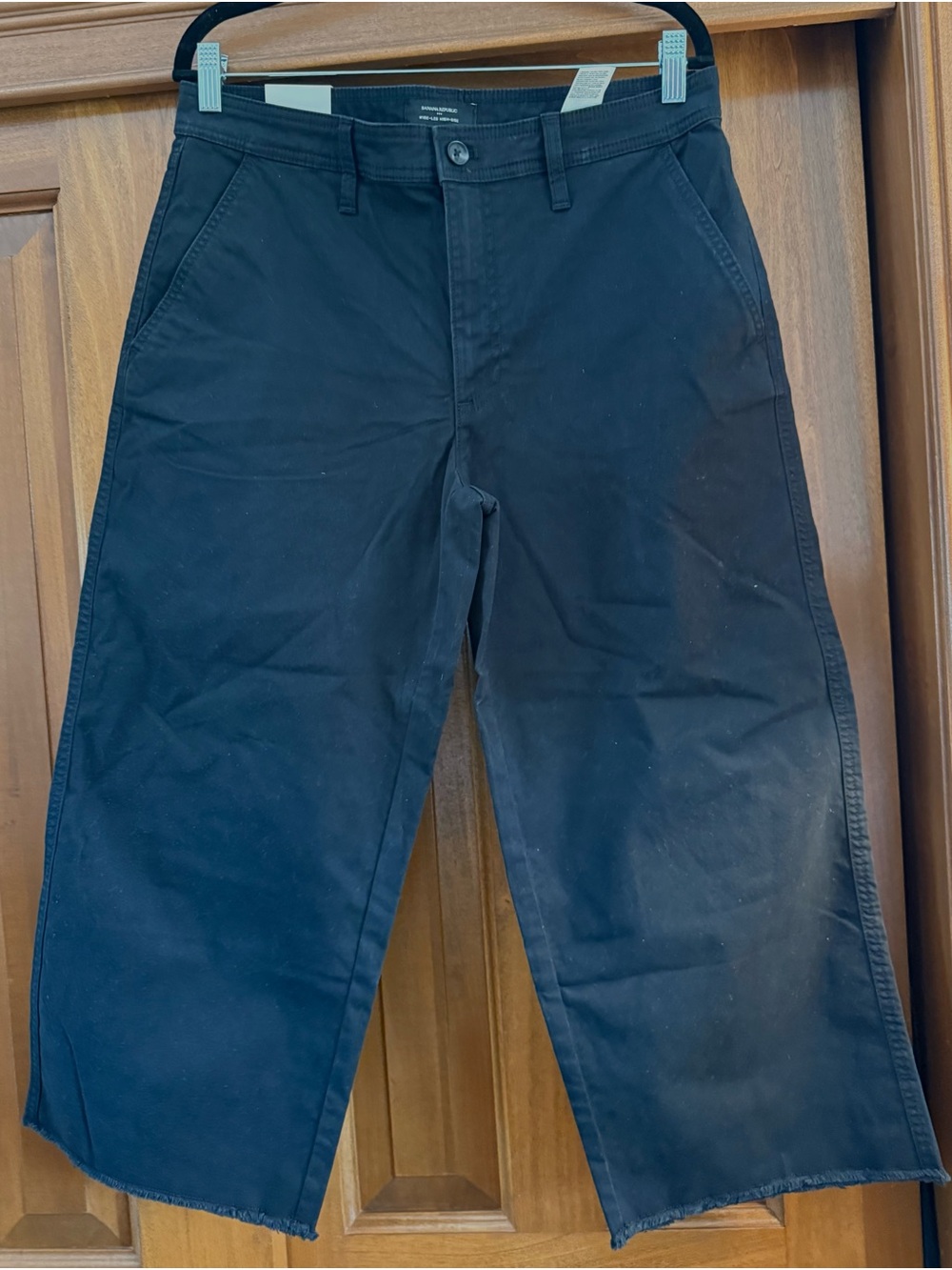 Banana Republic Men's Black Cropped Chino Pants